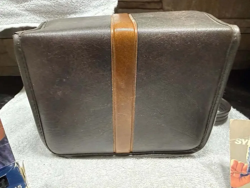 Vintage Kodak Instamatic X-35 Camera Kit